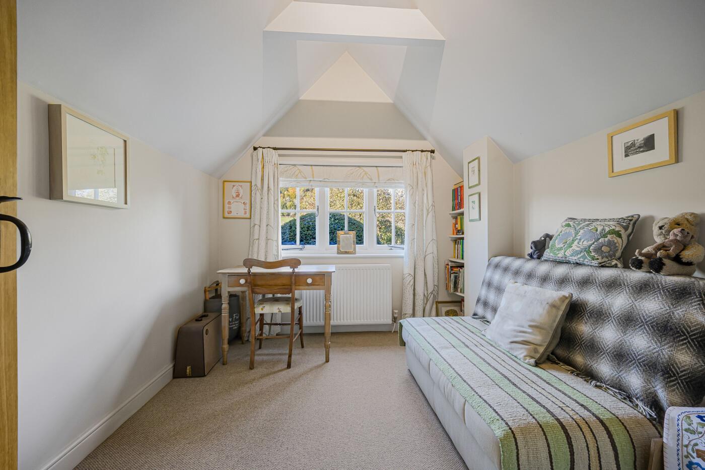 Skirmett, Henley-On-Thames